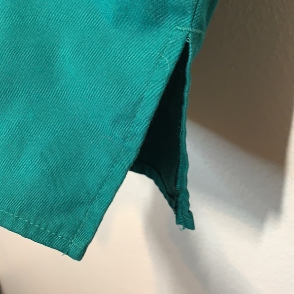 Dickies V-Neck Scrub Top, Hunter Green Size: Small - Picture 5 of 6